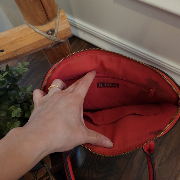 Hand Bag - Picture 2 of 4